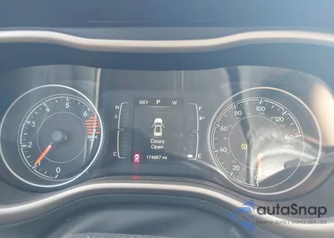 2016 Jeep Cherokee Altitude z USA, uszkodzony, nr VIN 1C4PJMCB9GW186984